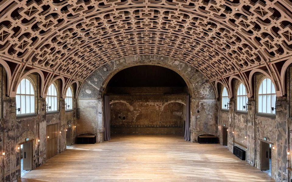 BAC Grand Hall - Alcove View